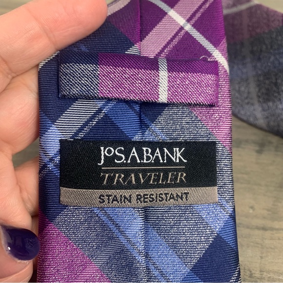 Jos A. Bank 100% Silk Traveler Stain Resistant Collection Bundle of ties - Picture 8 of 16